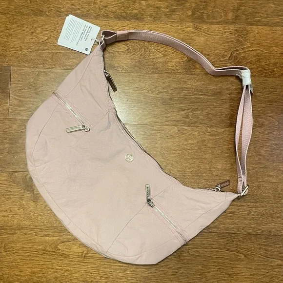 Lululemon Athletica Pink Haze Slouchy Shoulder Bag - Picture 3 of 12